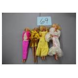 LOT OF 4 1966 BARBIES