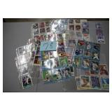 LOT OF ASSORTED SPORTS CARDS