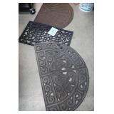 LOT OF MISC FLOOR MATS