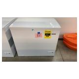 THOMSON 8.86cu ft WHITE CHEST FREEZER