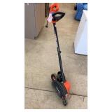 BLACK & DECKER CORDED EDGER