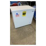 THOMSON 7.0cu ft WHITE CHEST FREEZER