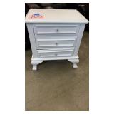 WHITE 3 DRAWER NIGHTSTAND