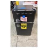 FRIGIDAIRE 3.2cu ft MINI REFRIGERATOR - AS IS