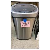 NINESTARS MOTION SENSOR STAINLESS TRASH CAN
