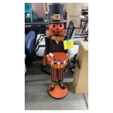 4FT PRE-LIT PUMPKIN HALLOWEEN GREETER