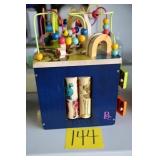 ZANY ZOO ACTIVITY CUBE