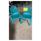 LOT OF 2 BERTINI TODDLER GREEN PLASTIC CHAIRS