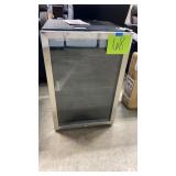 FRIGIDAIRE 4.4cu ft BEVERAGE COOLER