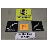 4 SIGNS 4 SIGNS