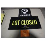 2 CORRUGATED PLASTIC SIGNS 2 CORRUGATED PLASTIC SIGNS