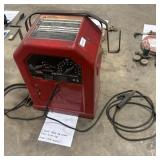 AC/DC Lincoln Arc welder 230 x 50 amp. (125/225)