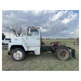Ford L8000 Truck