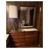 Dresser w/ Mirror, Table Lamp, Mirror