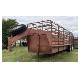 1989 W-W Gooseneck Stock Trailer Approx. 24
