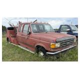 Salvage 1989 Ford 350 XLT Lariat w/ Welding Bed