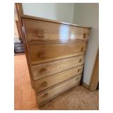 2 Chests of Drawers