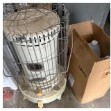 Dyna-Glow Kerosene Heater, 2 Kerosene Bottles
