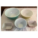 3 Vintage Pyrex Mixing Bowls, 2 Vintage Pyrex