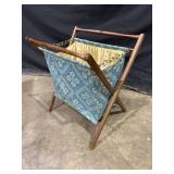Vtg folding knitting bag wood framed