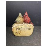 Resin birds Welcome figurine.  6in tall.  Battery