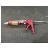 Newborn Caulking Gun