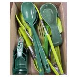 Plastic & Rubber Utensils, measuring cups