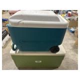 2 Coolers Igloo Cool 42 & Themis