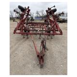 Case IH 4600 Field Cultivator