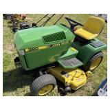 JD 320 Riding Mower