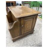 Oak End Table w/ Magazine Rack & Double Door
