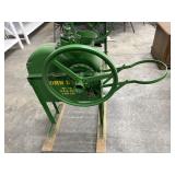John Deere No. 1B hand crank Corn Sheller