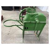John Deere No. 1B hand crank Corn Sheller