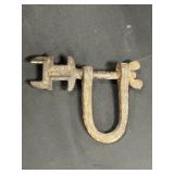 Vtg farm tool, plow clevice?  7 x 5in