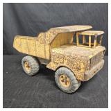 Tonka Pressed Steel Dump Truck