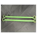 2 wheel wrenches, 20in