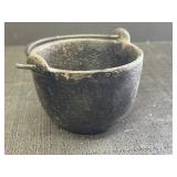 4.75' Cast Iron no 5 Smelting Pot