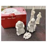 12pc Christmas dish set, Mary Joseph & baby