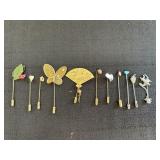Variety of gold & silver tone decorative stick
