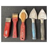 Vtg paint scrapers & window zippers