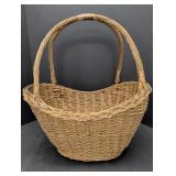 Gold wicker basket w/ double handles
