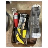 Comforday handheld pressurized steam cleaner,