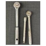 2 socket wrenches & extension, 1/2in & 3/8in.,