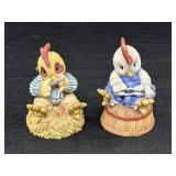 2 Mary ï¿½s Henhouse resin figurines, musical