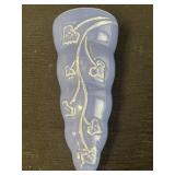 Ceramic wall pocket vase w/ vine/leaf detail