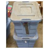 (2) Round the house handle-it tote 22gal campus