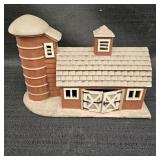 1979 Bryon Molds Ceramic Red Barn & Silo