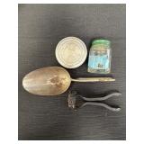 Vtg Candy scoop, old paste jar & alum. expan. cup