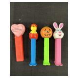 4 Holiday themed Pez dispensers