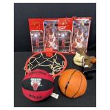 Chicago Bulls & Basketball Items